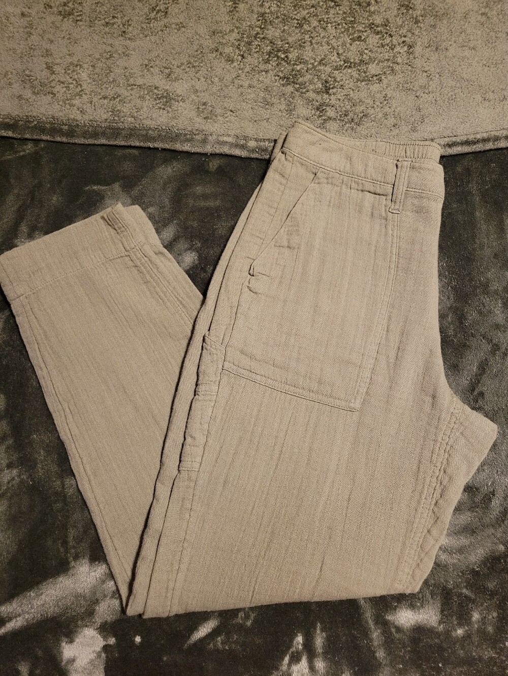 Old Navy Sz 2 Super Soft Cargo Pocket Pants
